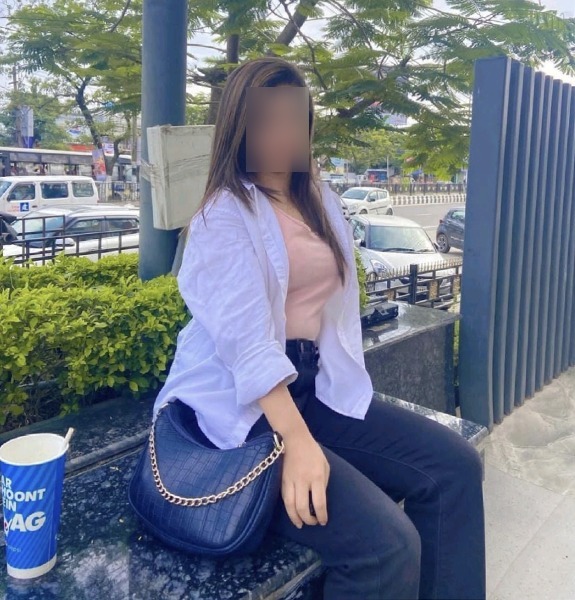  Dehradun Escort Reverse